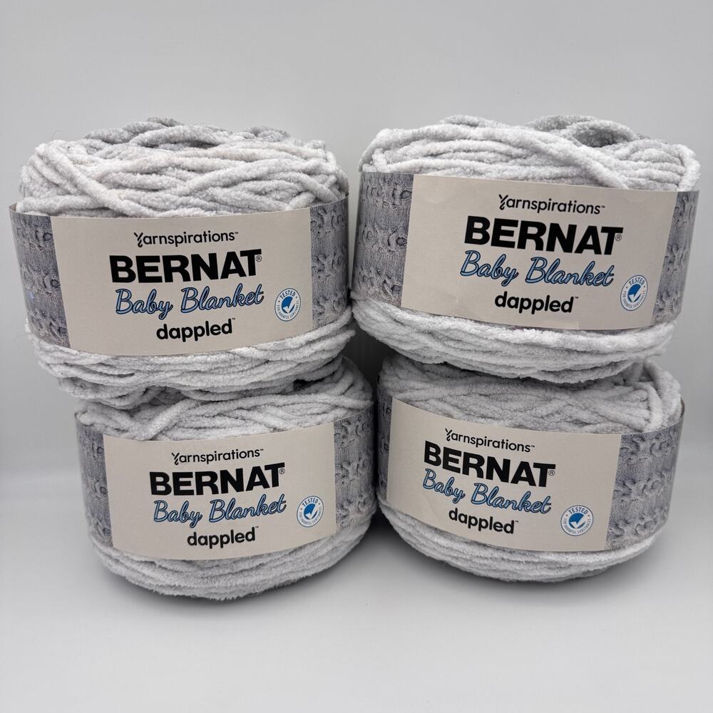 Bernat Baby Blanket Dappled Yarn Lot of 4 x 10.5 oz Super Bulky Grey White NEW